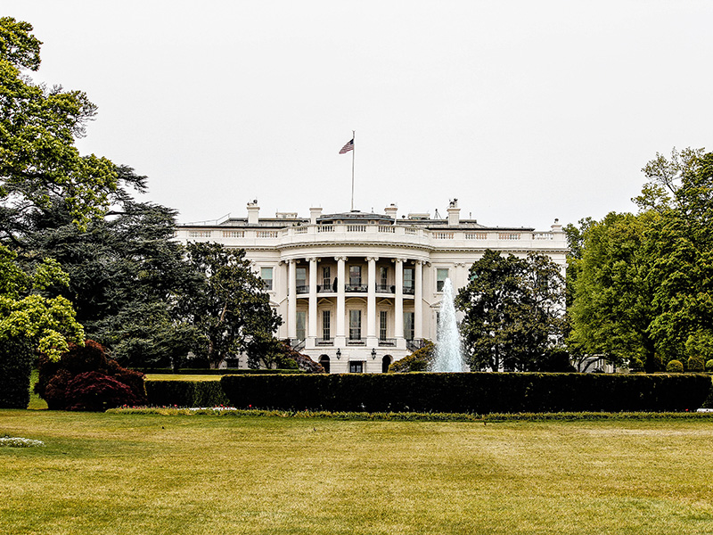 Photo of exterior of the White House in Washington D.C.
